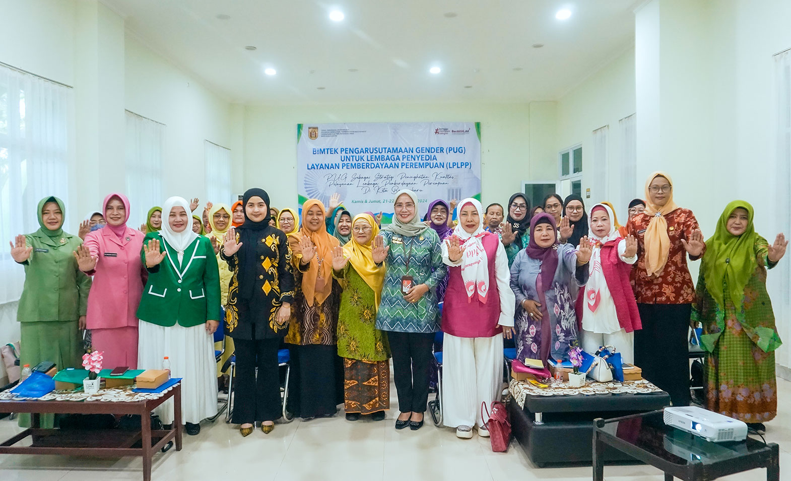 Adakan Bimbingan Teknis, DP3APMP2KB Berniat Kuatkan Lembaga Pemberdayaan Perempuan