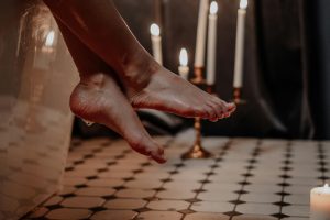 Punya Kaki Pecah-pecah? Ini Penyebab dan Cara Mengatasinya