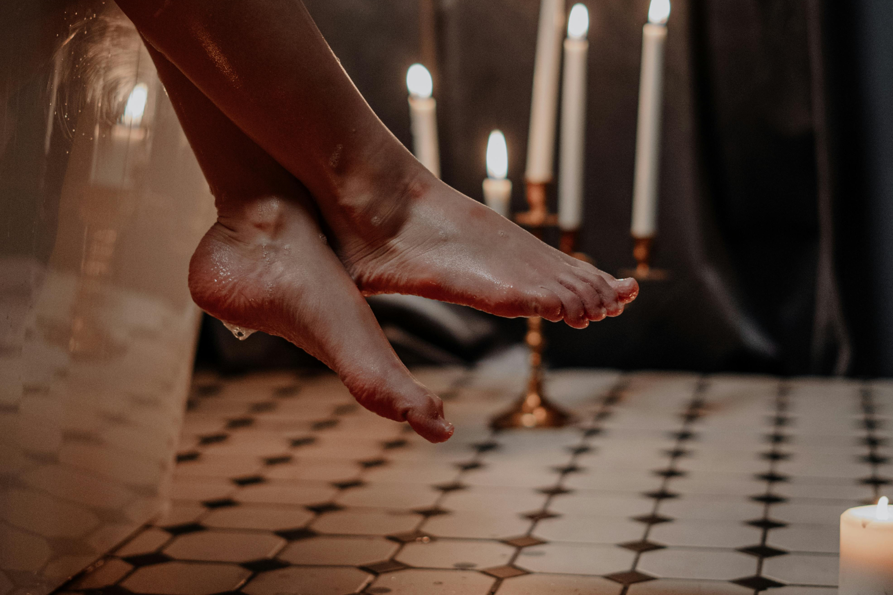 Punya Kaki Pecah-pecah? Ini Penyebab dan Cara Mengatasinya