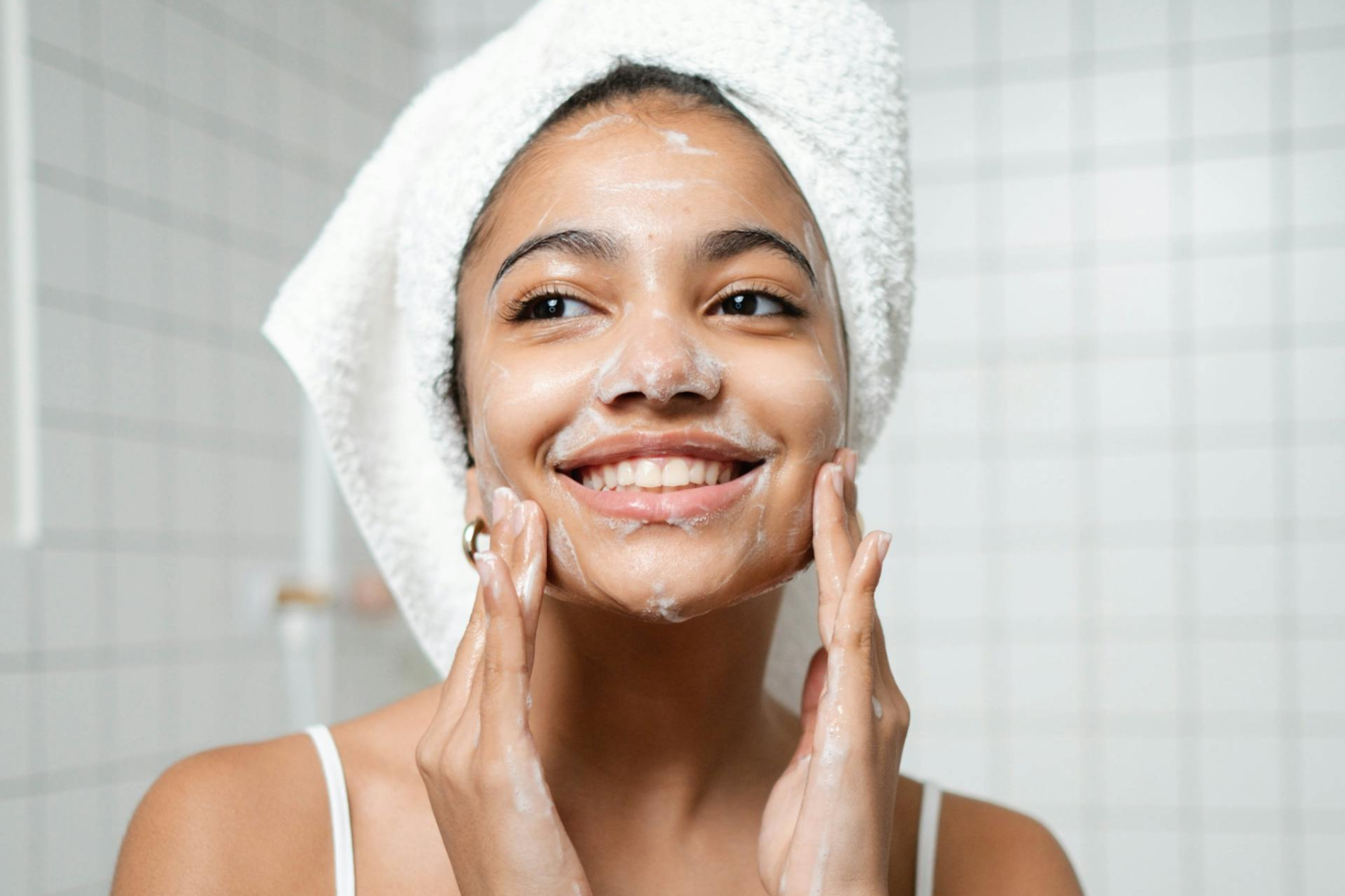 Cleansing Oil vs Cleansing Balm, Pembersih Mana yang Lebih Cocok?