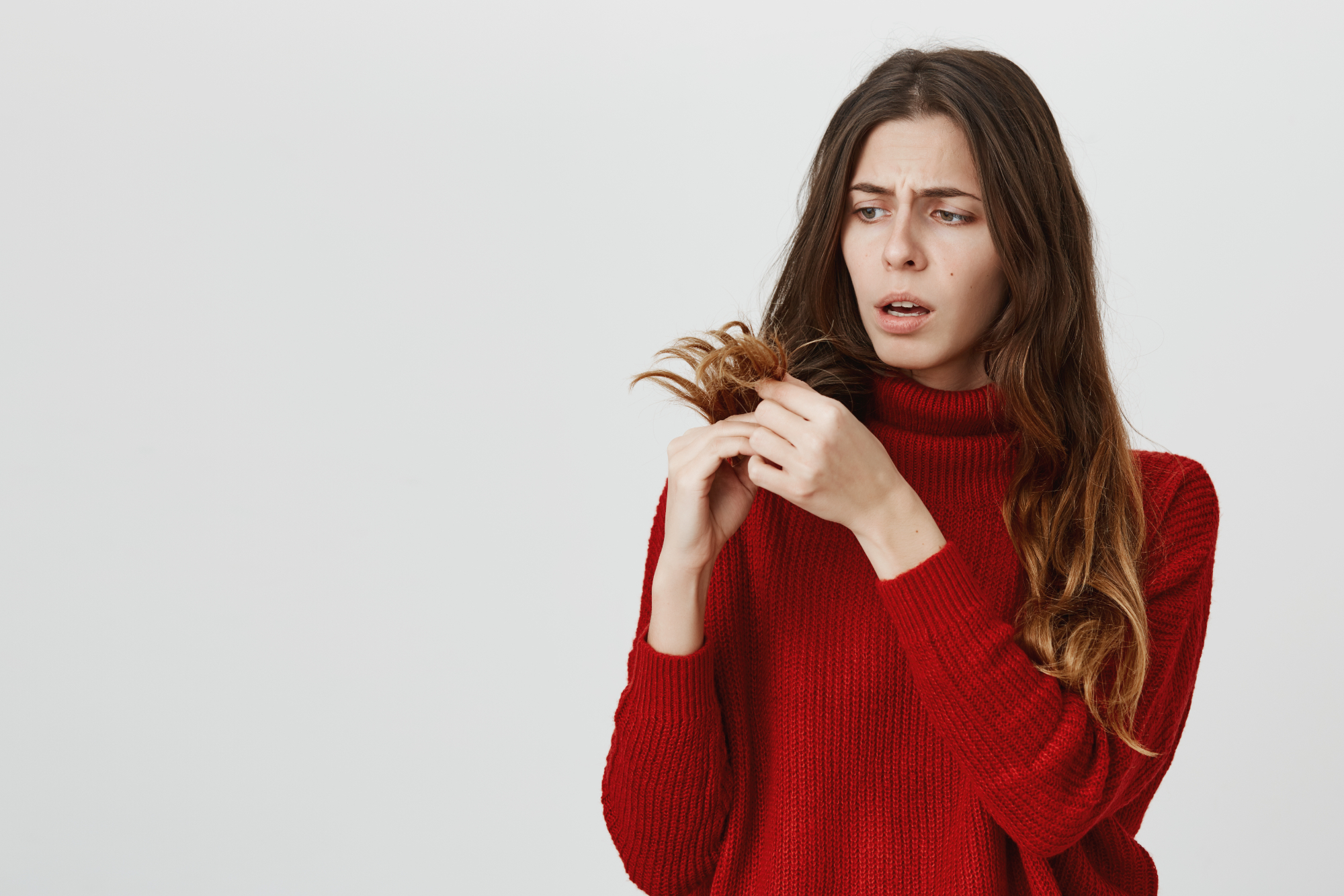 7 Penyebab Rambut Kasar, Sering Styling Pakai Pemanas?