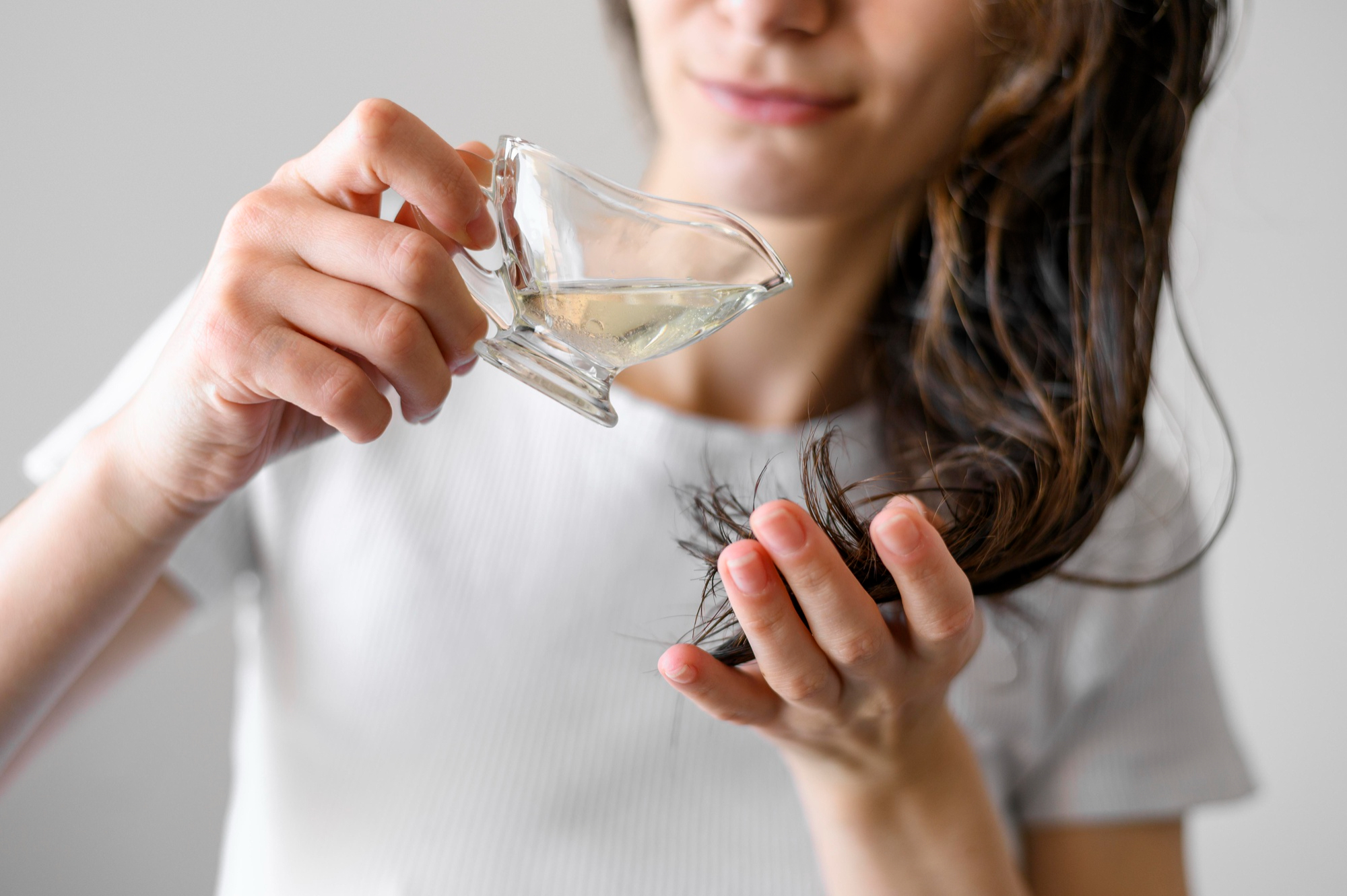 5 Penyebab Rambut Bau Apek, Lengkap Cara Mengatasinya