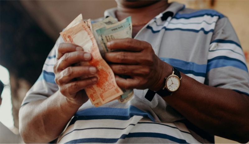 Hukum Menjual Barang Curian dalam Islam