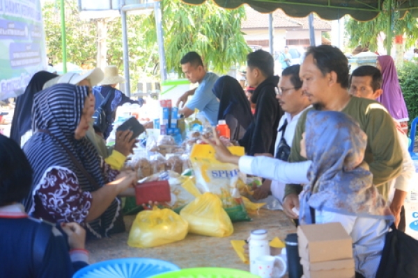 Pasar Murah Pemkab Tala