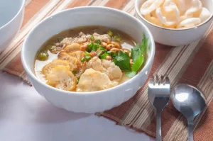 8 Rekomendasi Bubur Ayam Enak di Banjarbaru yang Bikin Ketagihan, Mau Makan Pake Toping Apa?