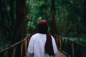 6 Tips Rawat Rambut dan Kulit Kepala untuk Hijabers