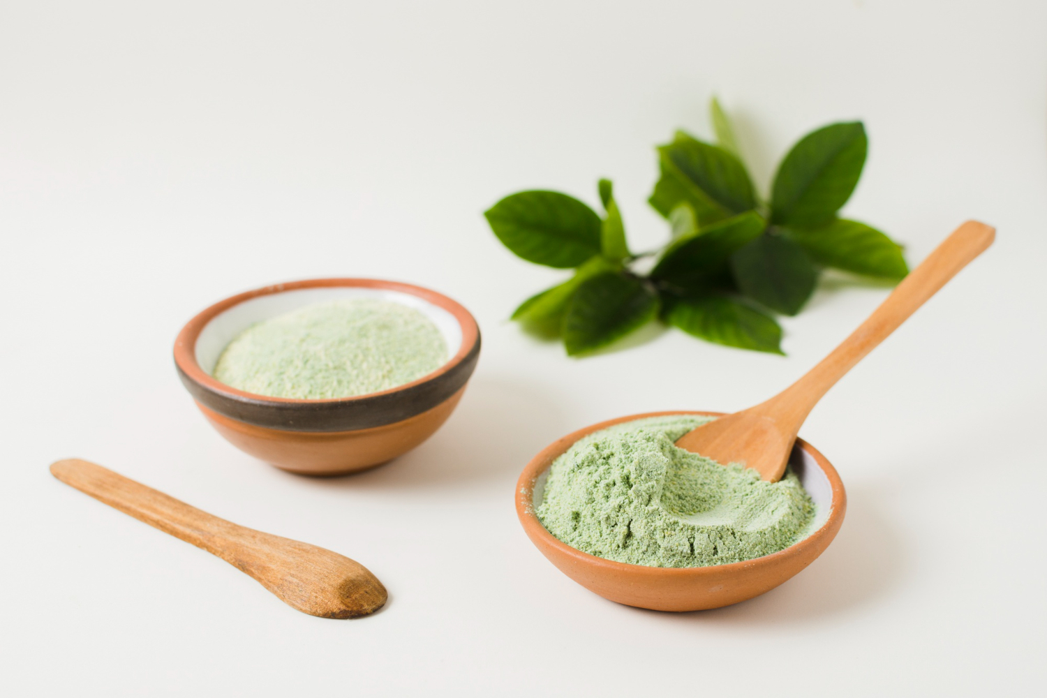 5 Manfaat Kandungan Mugwort di Produk Skincare, Cegah Penuaan Dini?